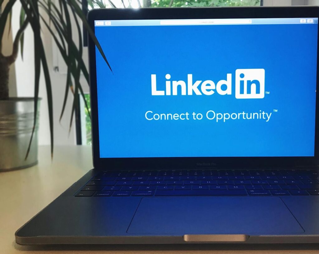 social-media-marketing-solutions-for-designers-social-media-marketing-best-architects